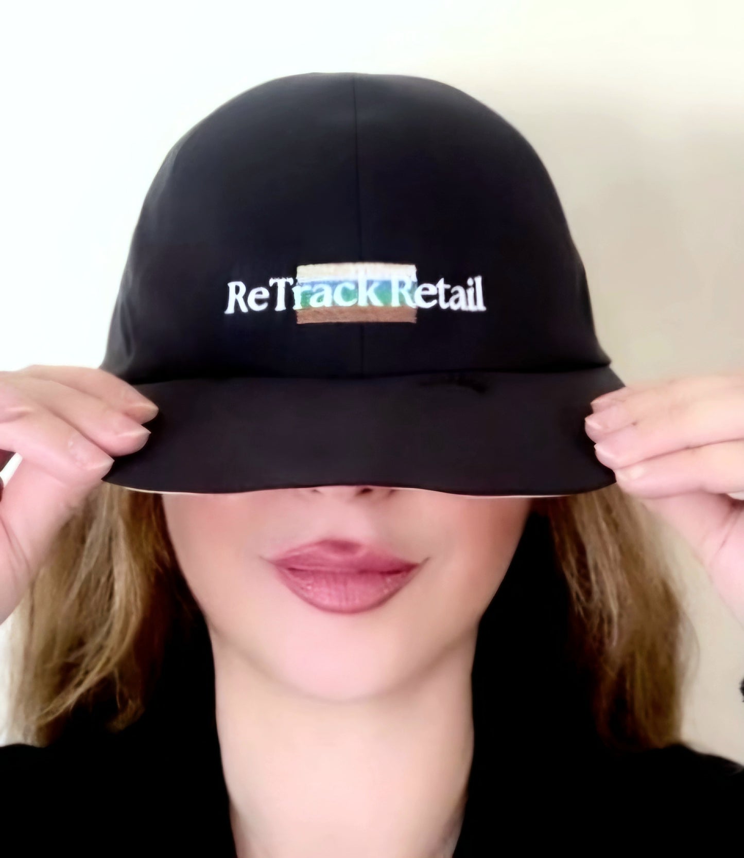 Logo Hat